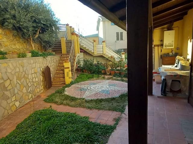 Appartamento in vendita a Rosignano Marittimo, Toscana