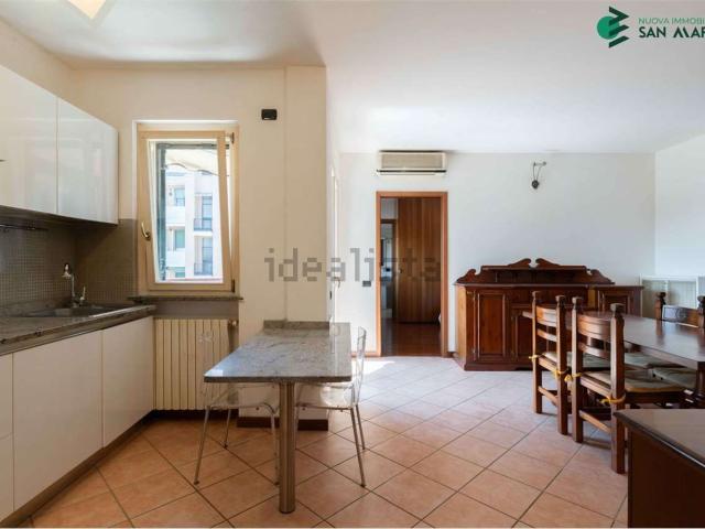 Appartamento in vendita a Municipio 7, Milano