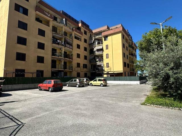 Appartamento in vendita a Giugliano In Campania, Campania