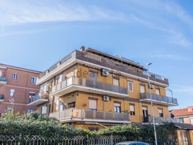 Appartamento in vendita a Passoscuro, Roma Capitale