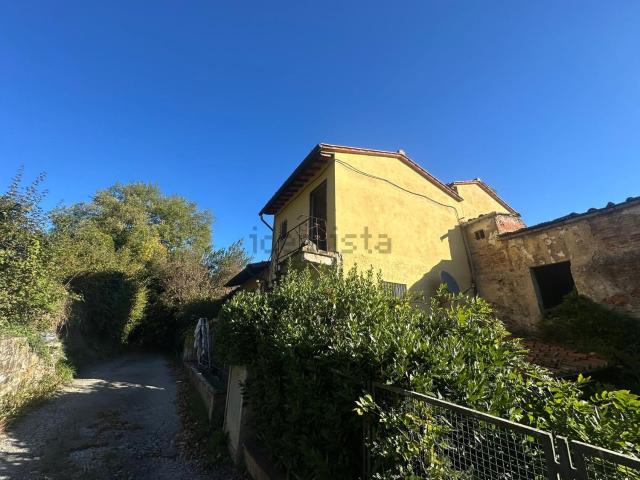 Appartamento in vendita a Carmignano, Toscana
