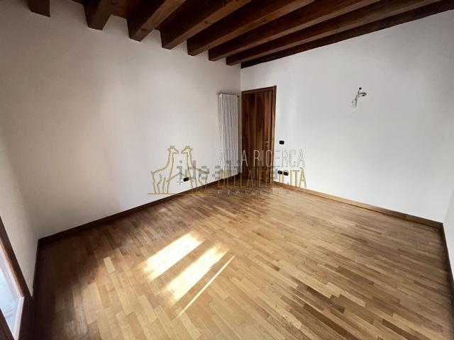 Appartamento in vendita a Schio, Veneto