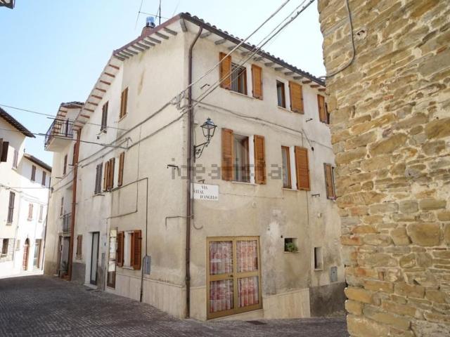 Appartamento in vendita a Scheggia e Pascelupo, Scheggia