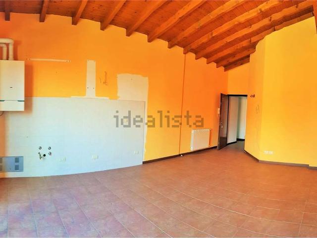 Appartamento in vendita a Castello, Pombia
