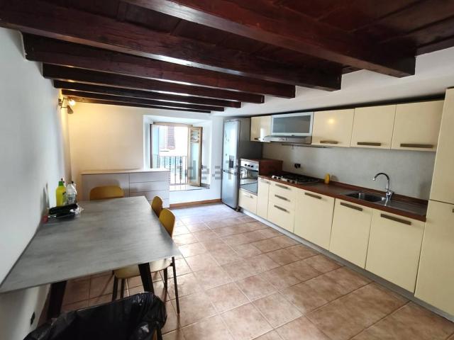 Appartamento in vendita a Verdello, Lombardia