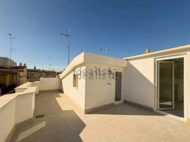 Attico in vendita a Puglia, Bari