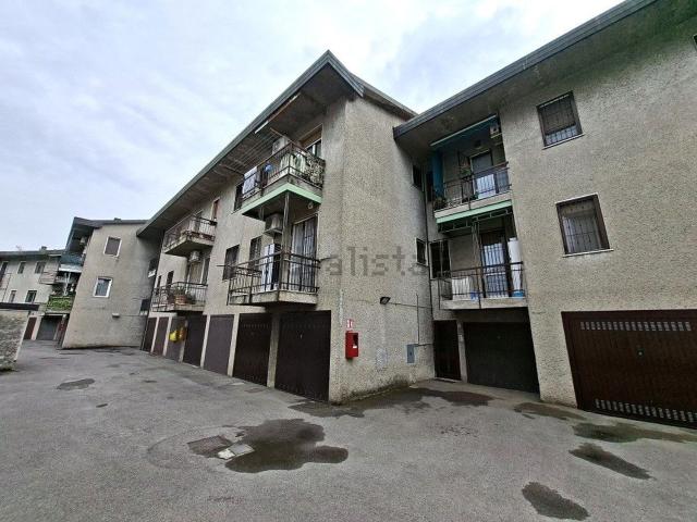 Appartamento in vendita a Melzo, Lombardia