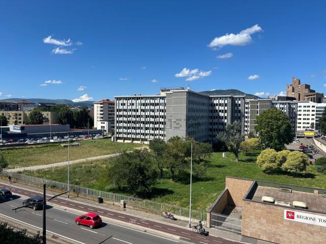 Appartamento in vendita a Quartiere 5, Firenze
