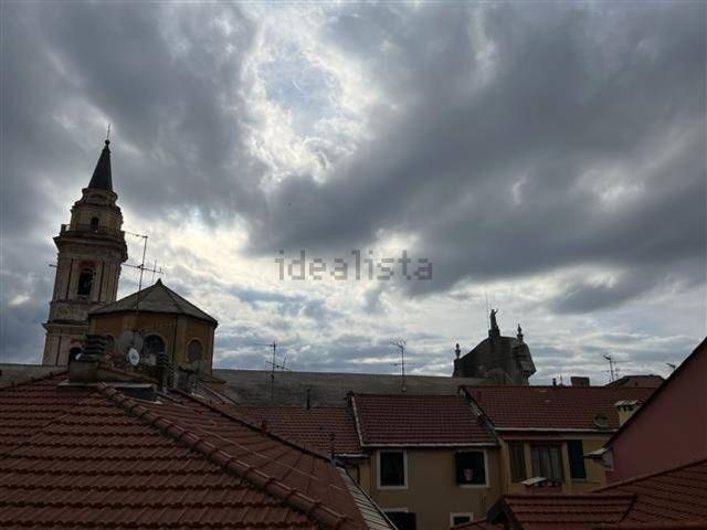 Appartamento in vendita a Imperia, Liguria