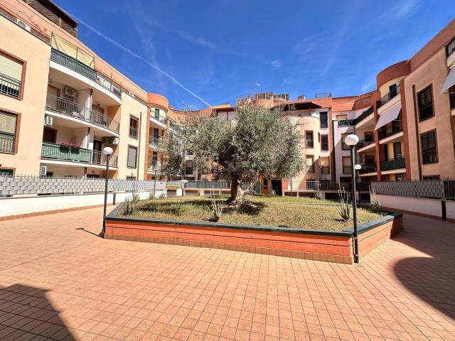 Appartamento in vendita a Guidonia Montecelio, Roma Capitale