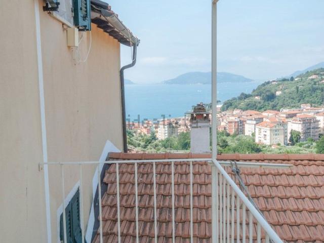 Appartamento in vendita a Bagnola, Lerici
