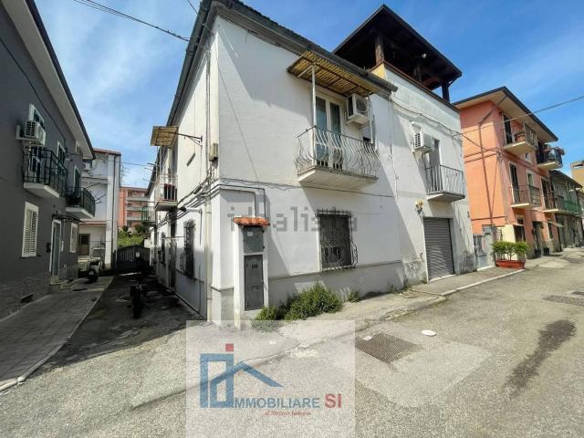 Appartamento in vendita a Rione Libertà, Benevento