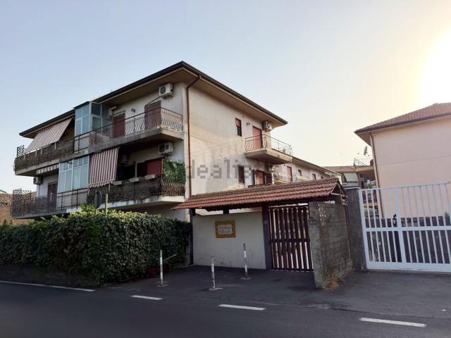 Appartamento in vendita a Tremestieri Etneo, Sicilia