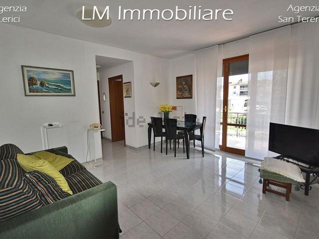 Appartamento in vendita a Follo Alto, Follo