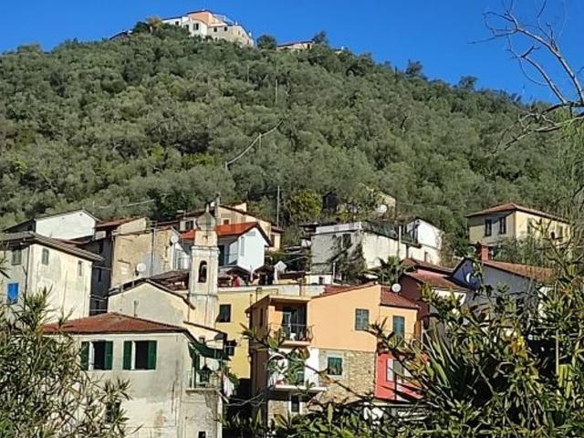 Appartamento in vendita a Prelà, Liguria