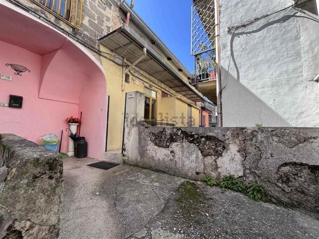 Appartamento in vendita a Olevano sul Tusciano, Ariano