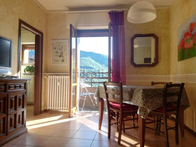 Appartamento in vendita a Moggio, Lombardia