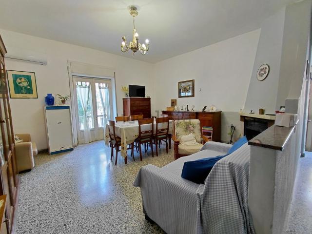 Appartamento in vendita a Capaccio, Campania