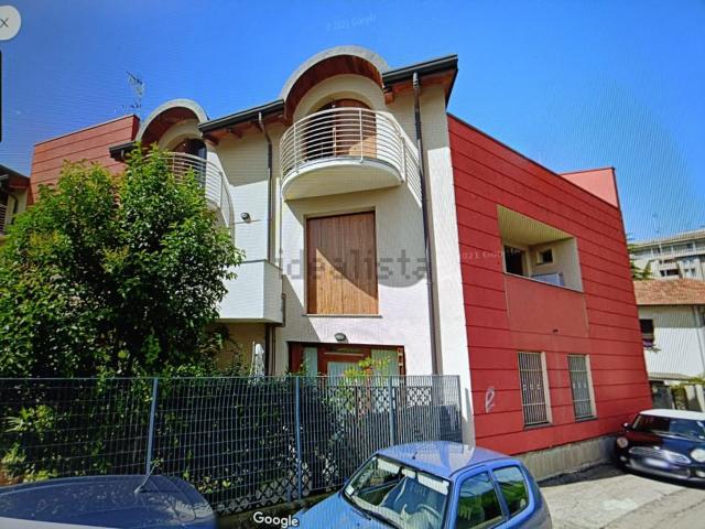 Appartamento in vendita a Mezzana, Somma Lombardo
