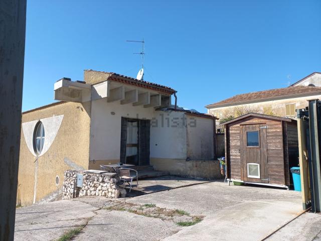Appartamento in vendita a Giuliano Di Roma, Lazio