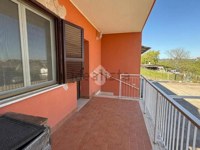 Appartamento in vendita a Capena, Roma Capitale