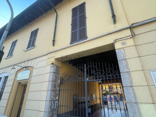 Appartamento in vendita a Cornaredo, Lombardia