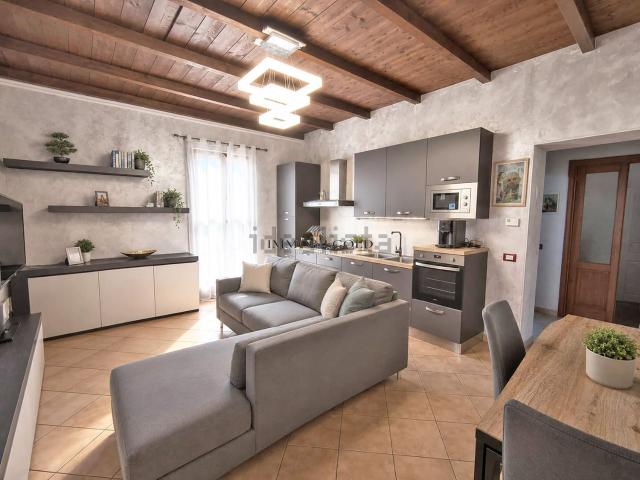Appartamento in vendita a Vigevano, Lombardia