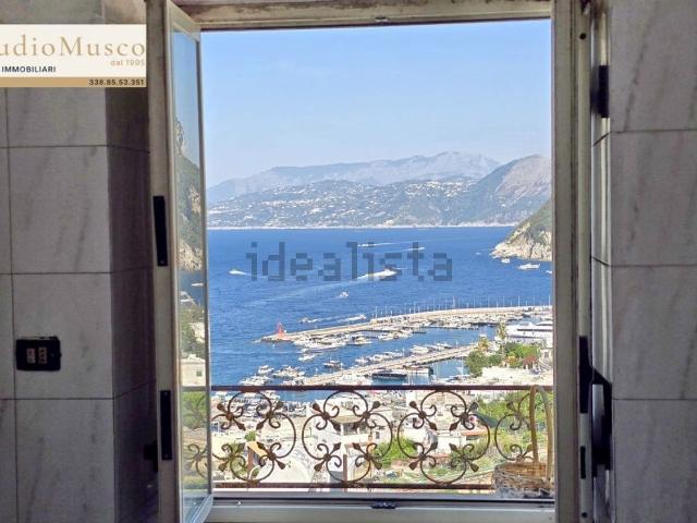 Appartamento in vendita a Capri, Campania