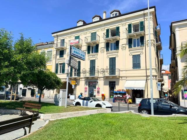 Appartamento in vendita a Diano Calderina, Diano Marina