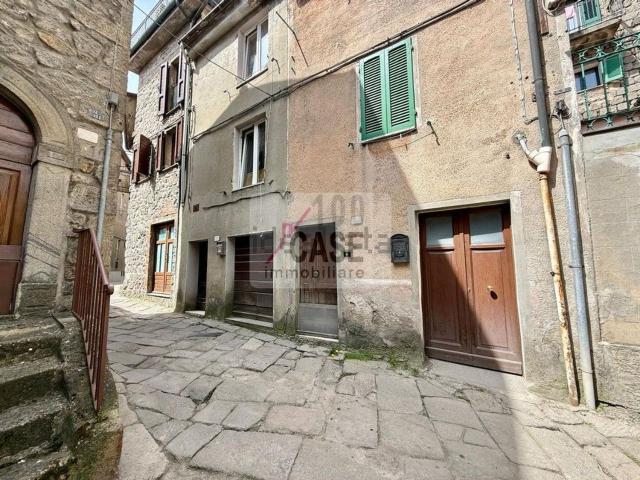 Appartamento in vendita a Abbadia San Salvatore, Siena