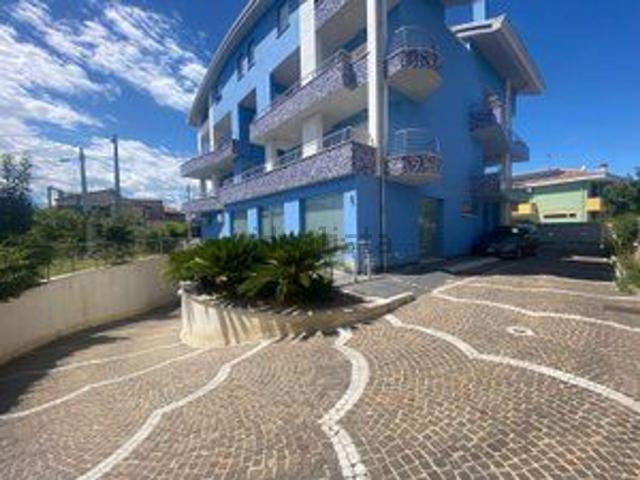 Appartamento in vendita a Città Sant'Angelo, Pescara