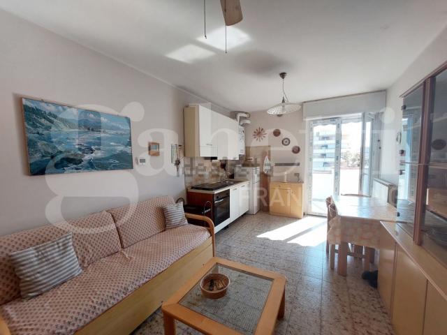 Appartamento in vendita a Alba Adriatica, Teramo