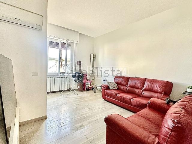 Appartamento in vendita a Valleambrosia, Rozzano