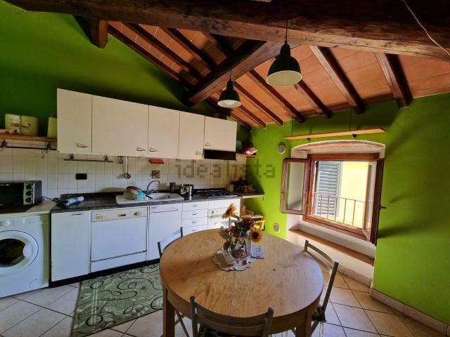 Appartamento in vendita a Pistoia, Toscana