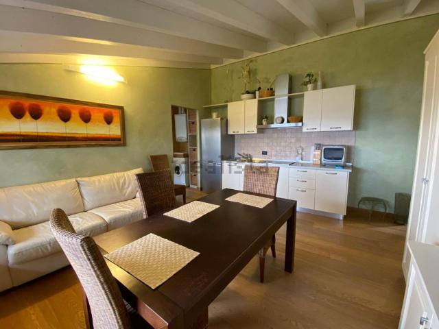 Appartamento in vendita a Polpenazze, Lombardia
