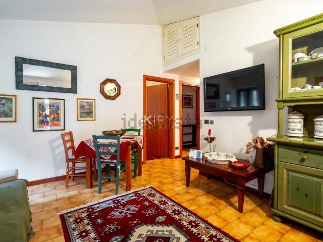Appartamento in vendita a Lombrici, Camaiore
