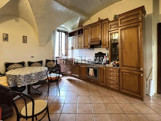 Appartamento in vendita a Chiari, Lombardia