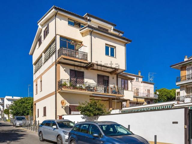 Appartamento in vendita a Roma Capitale, Lazio