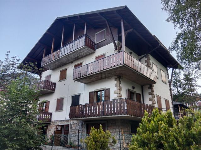 Appartamento in vendita a Dorga, Castione Della Presolana