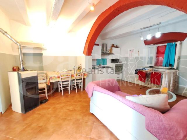 Appartamento in vendita a Collesalvetti, Toscana