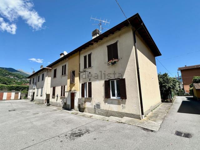 Appartamento in vendita a Mossanzonico, Dongo
