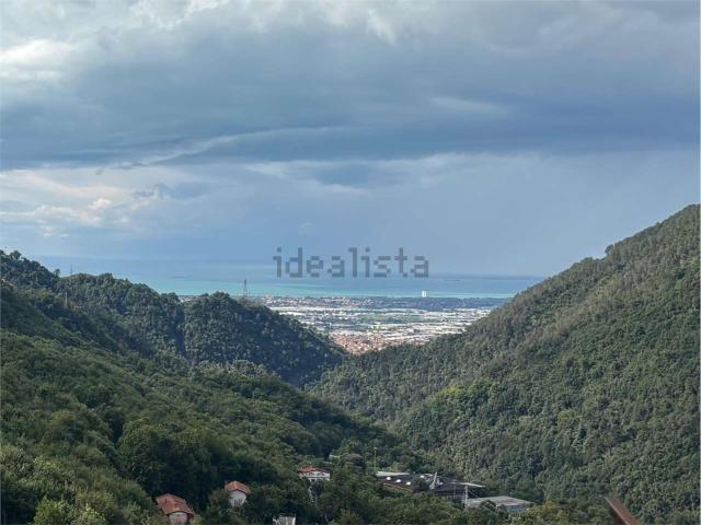 Appartamento in vendita a Altagnana, Massa
