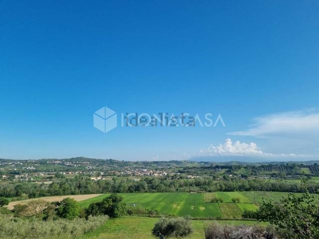Appartamento in vendita a Città Sant'angelo, Abruzzo