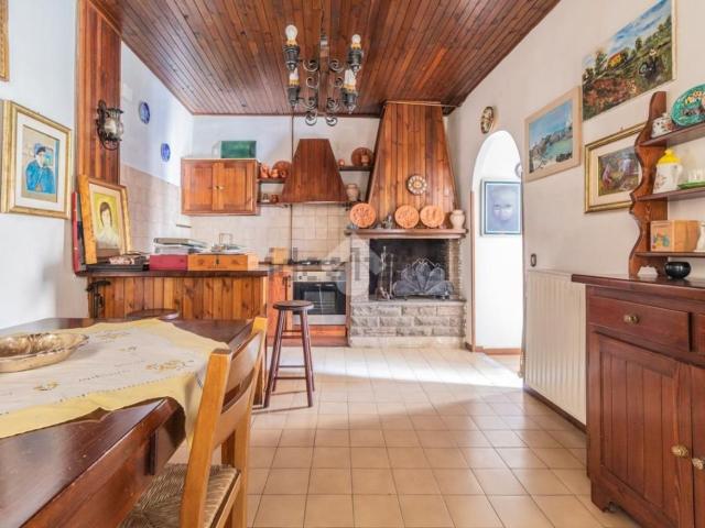 Appartamento in vendita a Sutri, Lazio