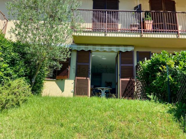 Appartamento in vendita a Varenna, Lombardia