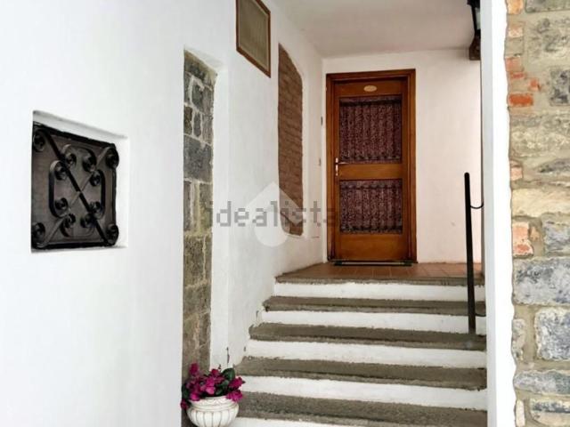 Appartamento in vendita a Bellano, Lombardia