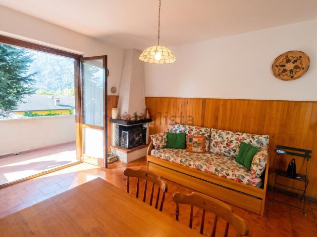 Appartamento in vendita a Cortabbio, Primaluna