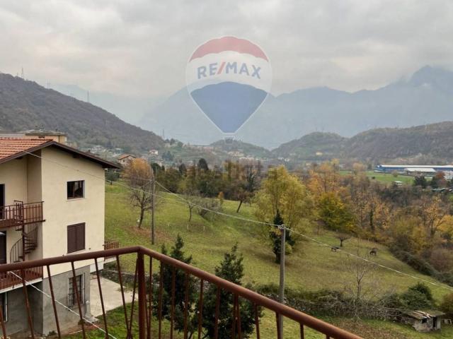 Appartamento in vendita a Bianzano, Lombardia