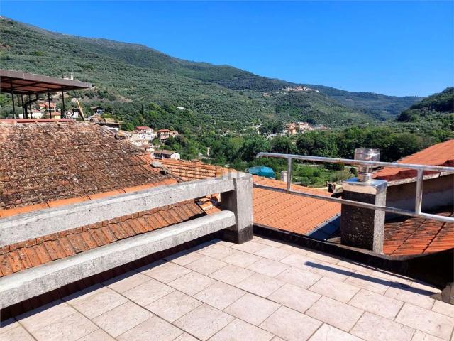 Appartamento in vendita a Borgoratto, Lucinasco