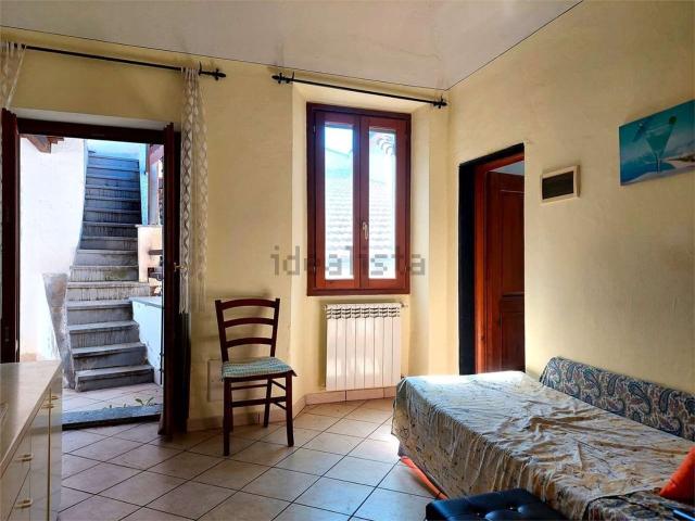 Appartamento in vendita a Lucinasco, Liguria
